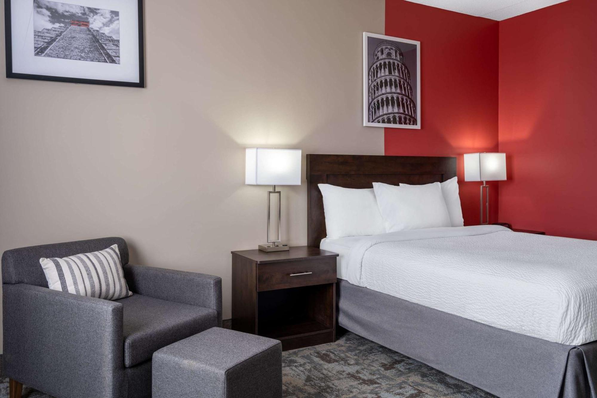 Ramada By Wyndham Thunder Bay Airlane Hotel Exteriör bild